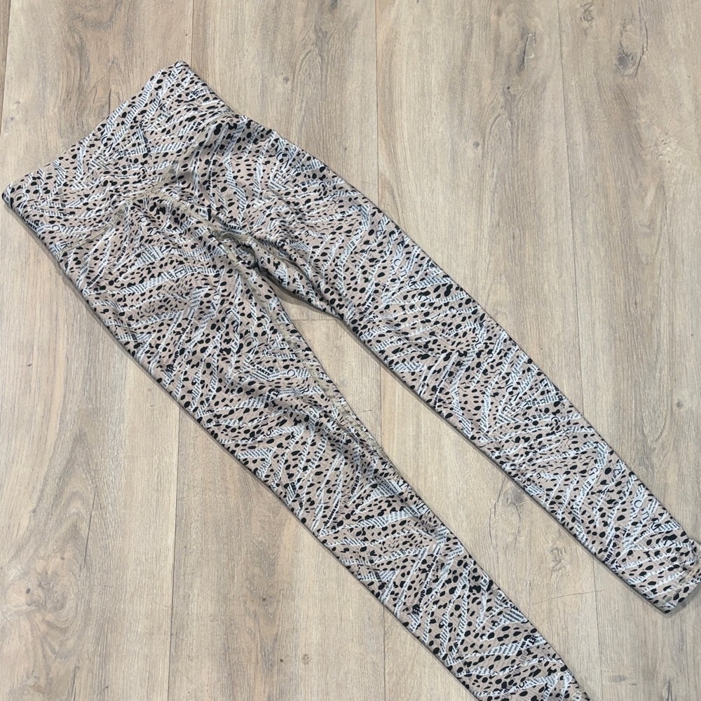 TEREZ PATTERNED TUMMY CONTROL LEGGINGS